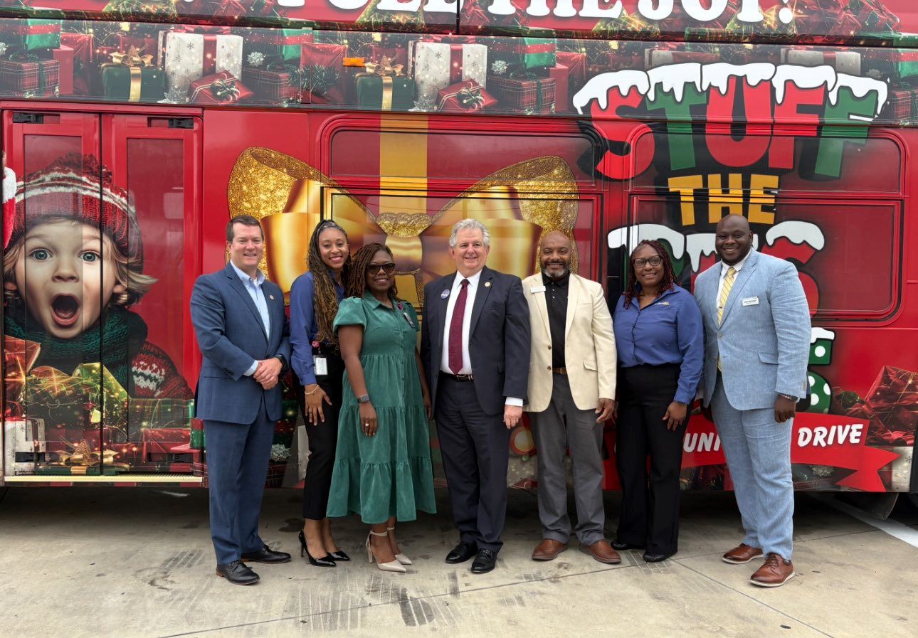 Stuff the bus _photo 2